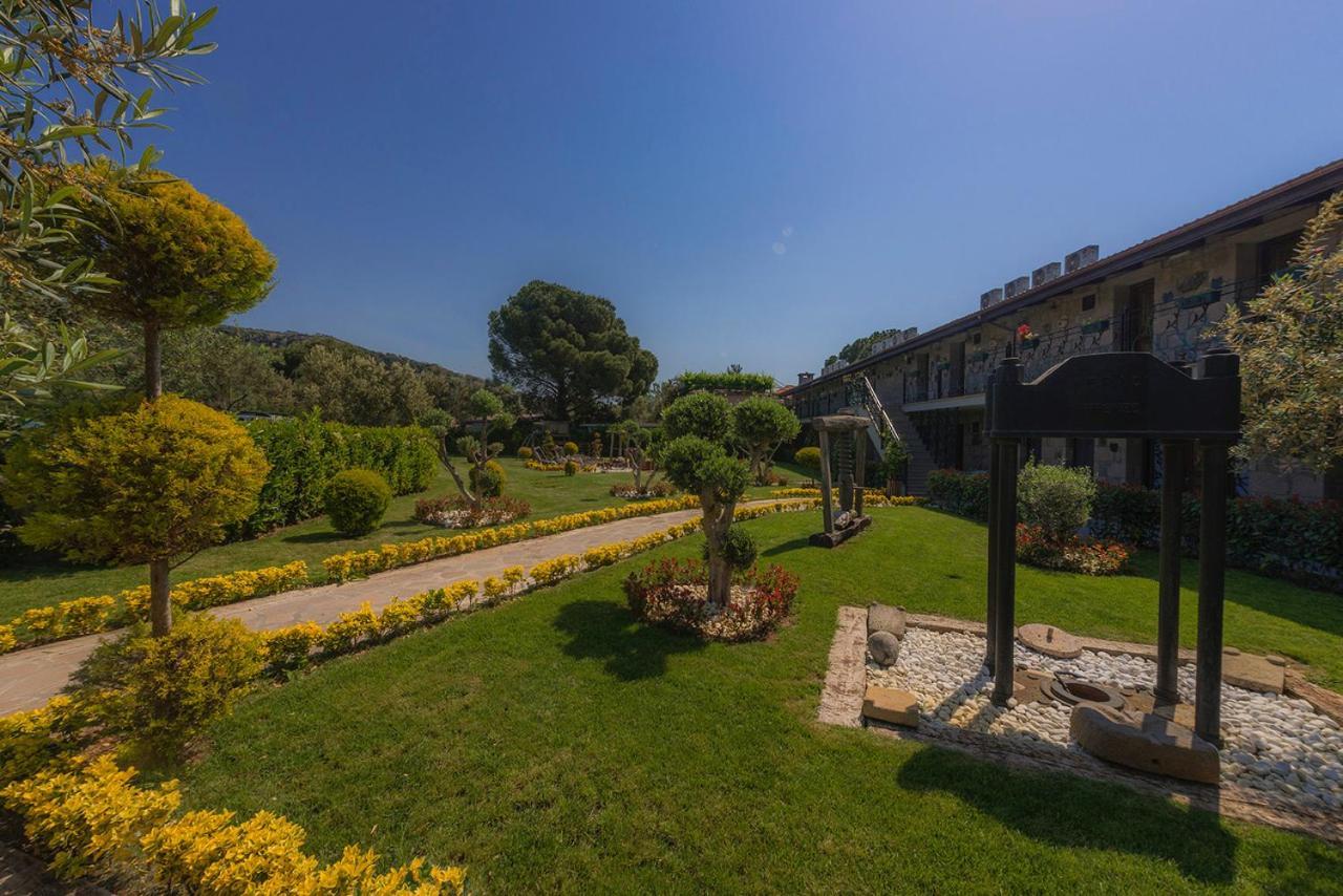 Assos Zeyti̇nhan Hotel Sokakagzi Exterior foto