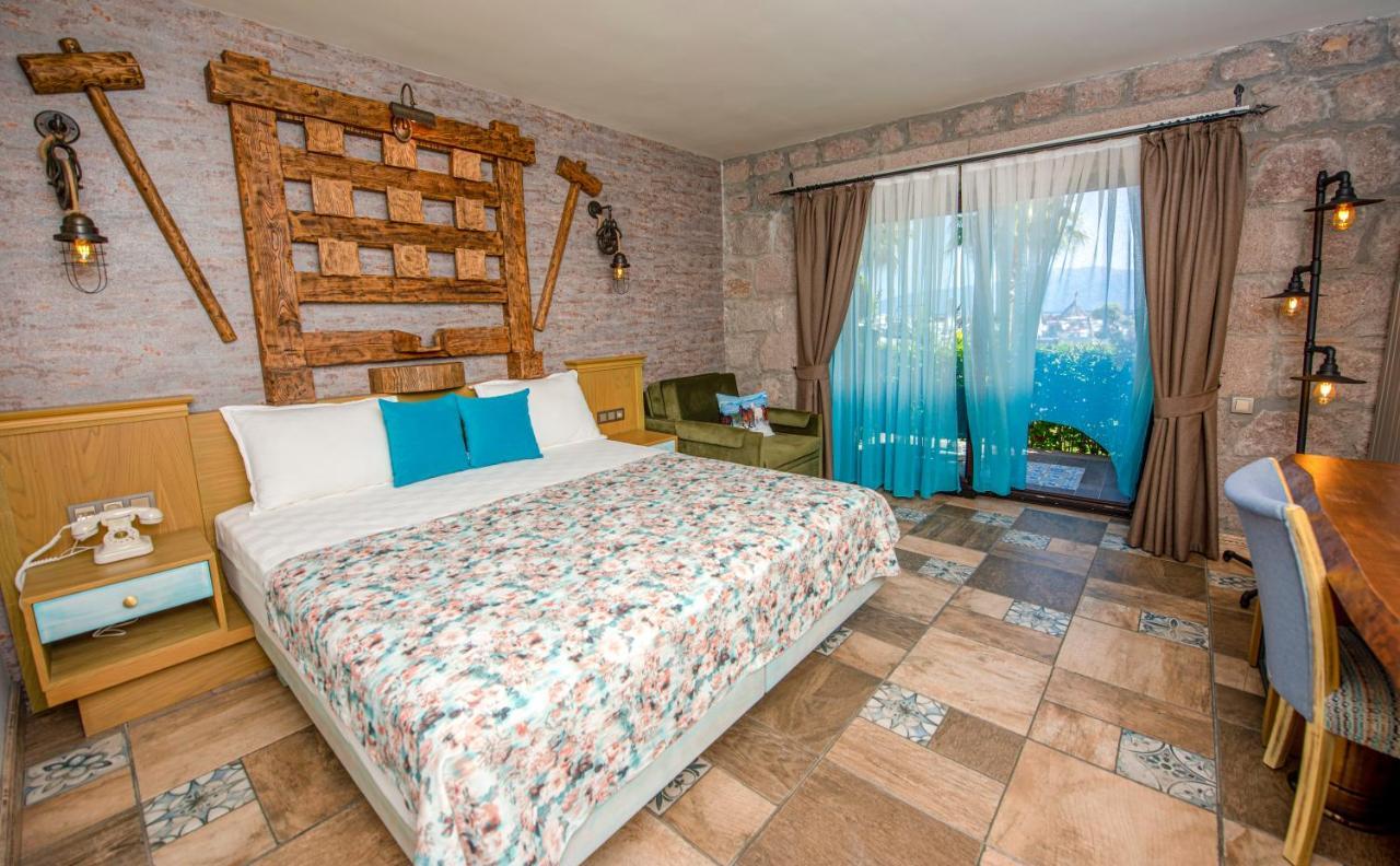 Assos Zeyti̇nhan Hotel Sokakagzi Exterior foto